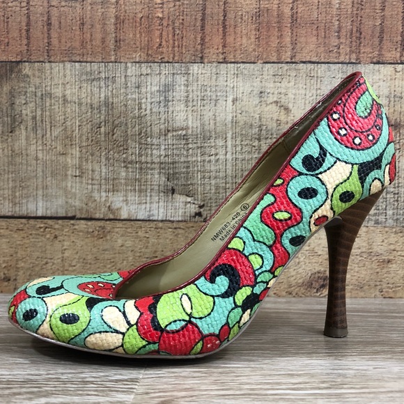 funky pumps